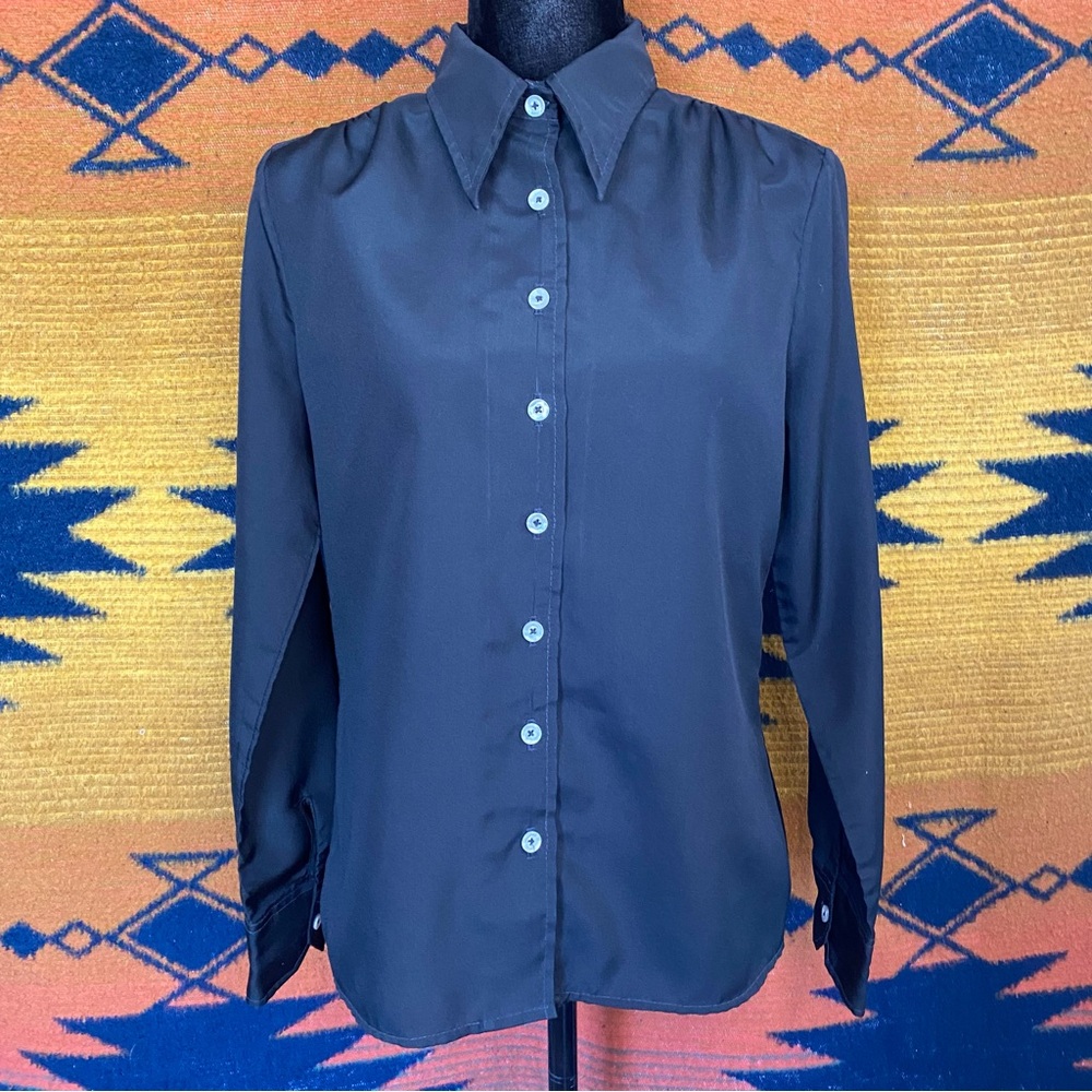 Vintage JH Brand Union Made Black button down shirt. Size 12/13. Like New. USA.